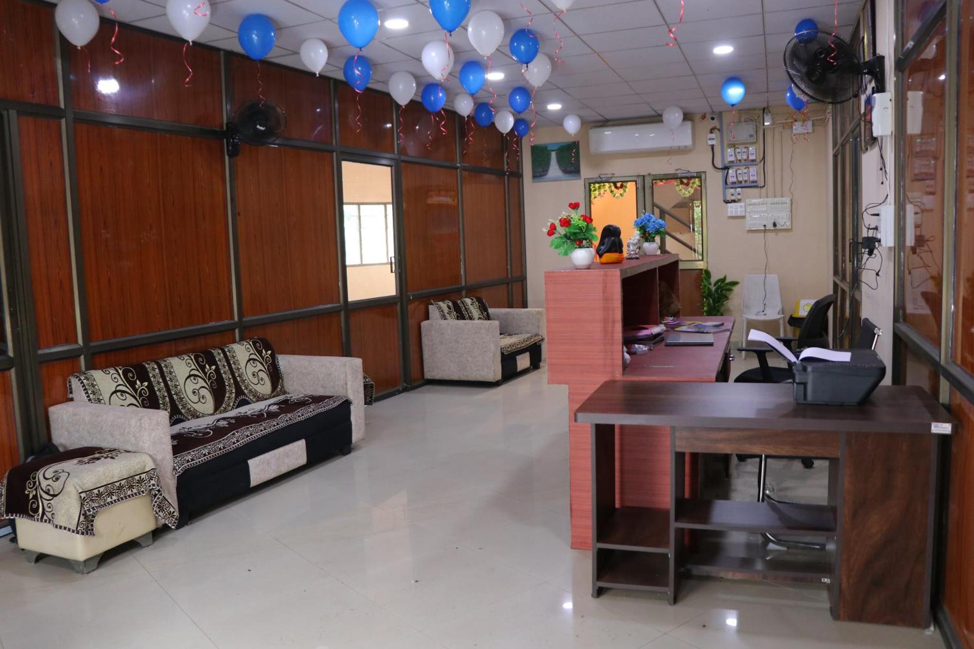 Hotel Diamond Ac Dormitory And Guest House Surat Luaran gambar